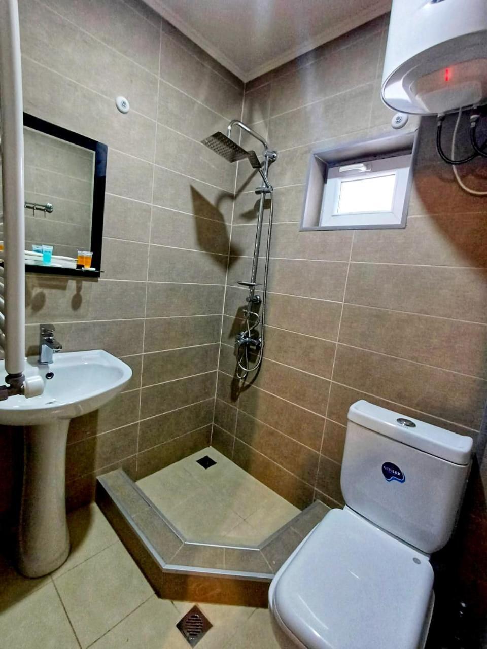 Stop House Местія Екстер'єр фото